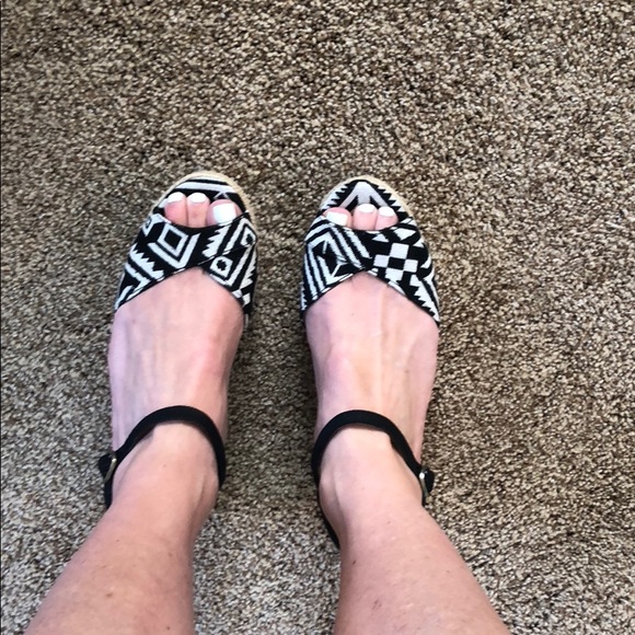 Toms Platform Wedge Aztec - Picture 7 of 8